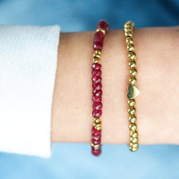 Gold Beaded Stretch Bracelet w/Heart Waterproof Stackable Jewelry Heart Bracelet - Picture 3 of 11